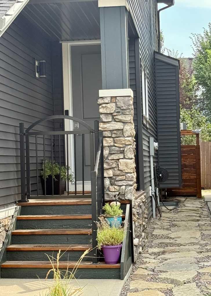 Photo of 1155 Kings heights Way SE, Airdrie, AB T4A 0S4 (MLS # A2354572)