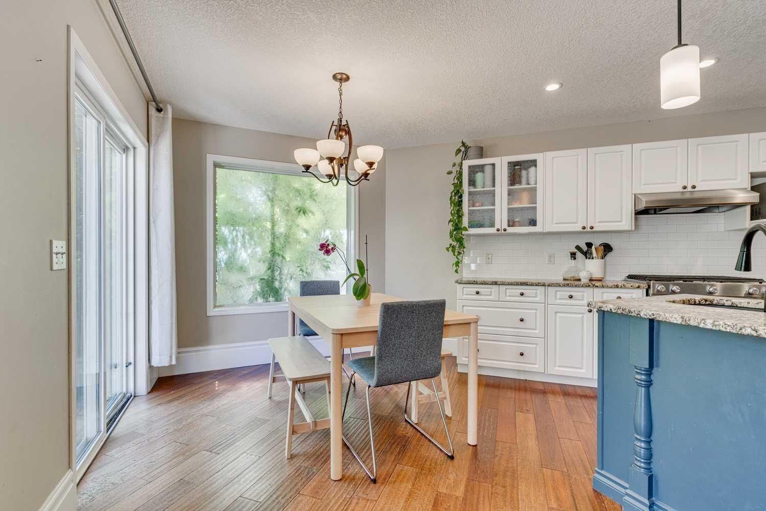 219 Chapalina Place SE