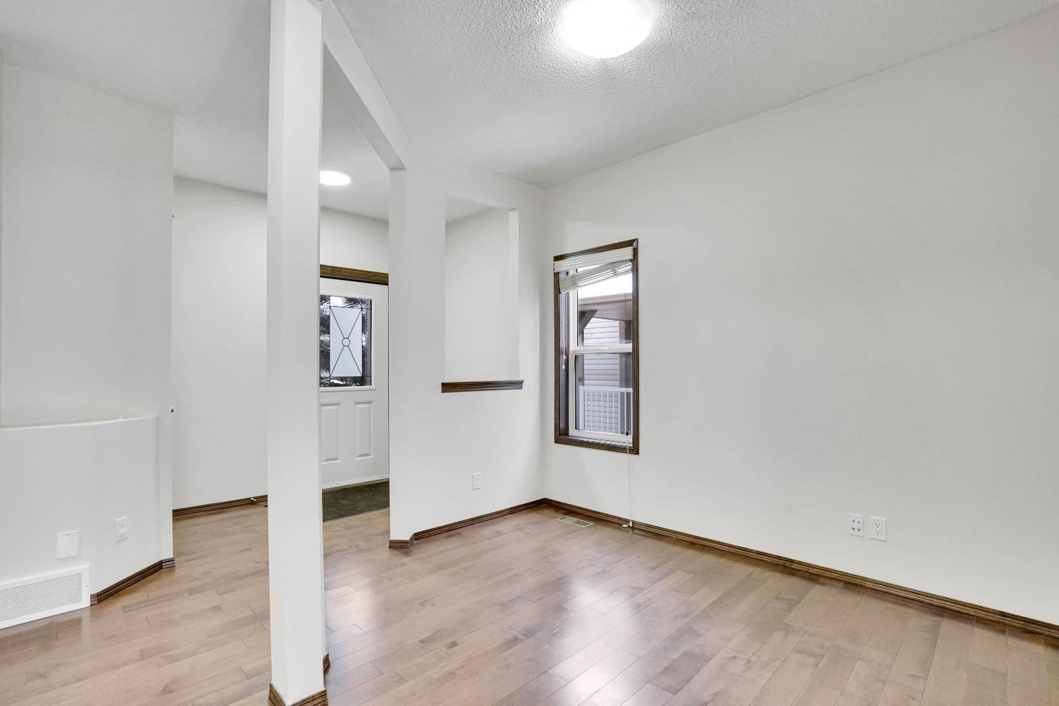 142 Everoak Green SW