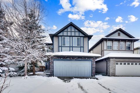 142 Everoak Green SW Calgary AB T2Y 0J6