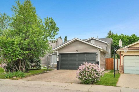 Photo of 45 Shawinigan Road SW, Calgary, AB T2Y 2V6 (MLS # A2321931)