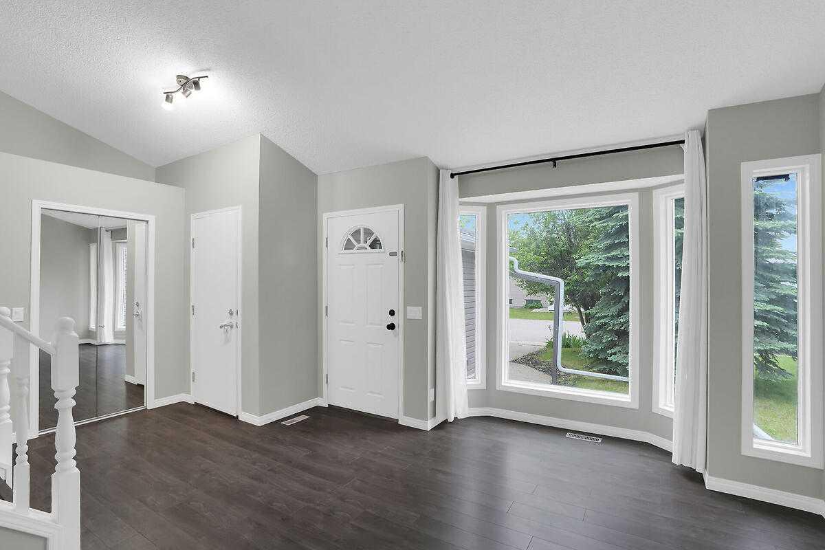 45 Shawinigan Road SW