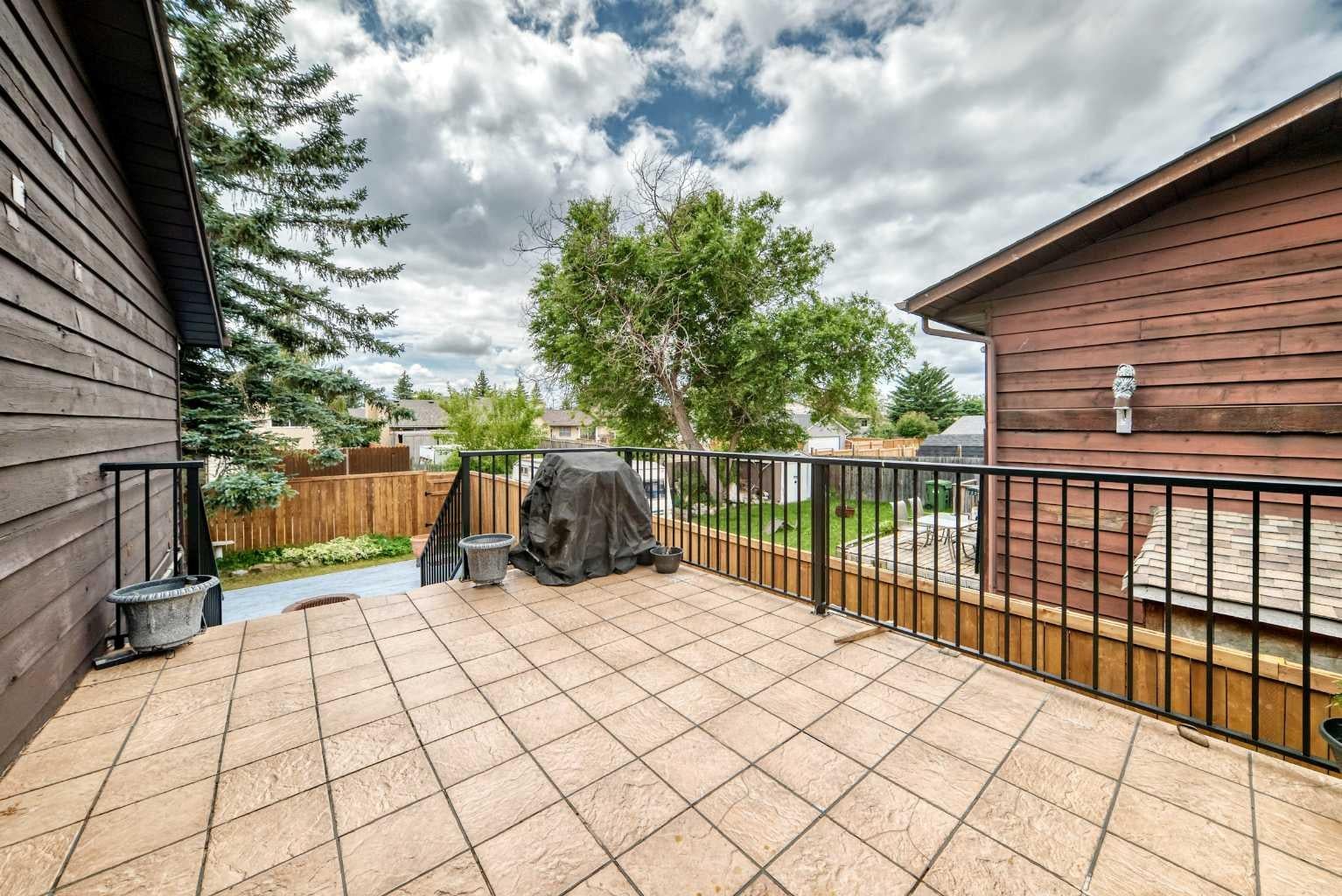 91 Castleridge Crescent NE