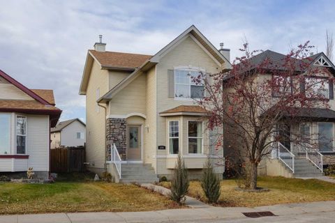 276 Cramond Close SE Calgary AB T3M 1E2