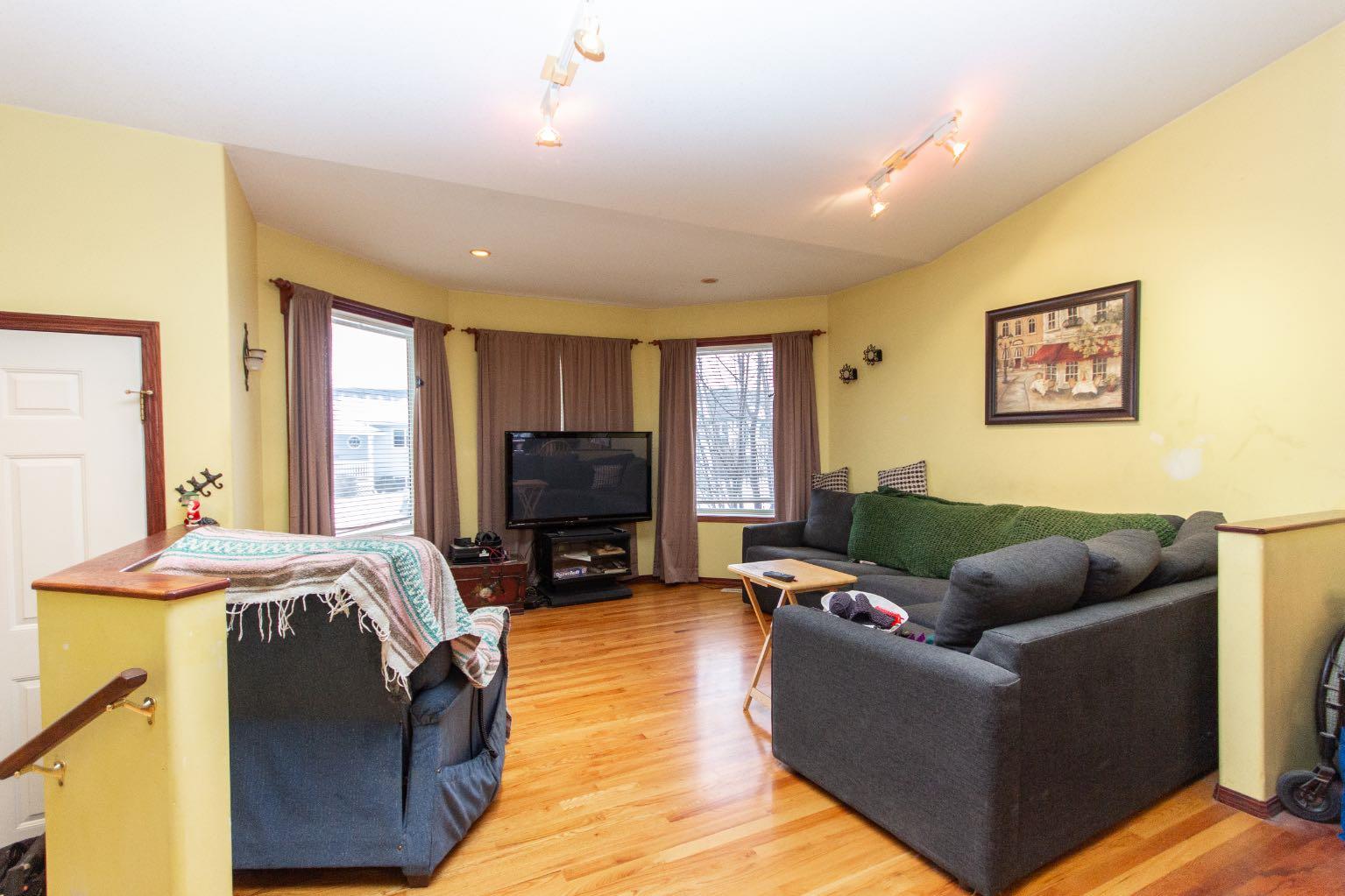 66 Stanford Boulevard