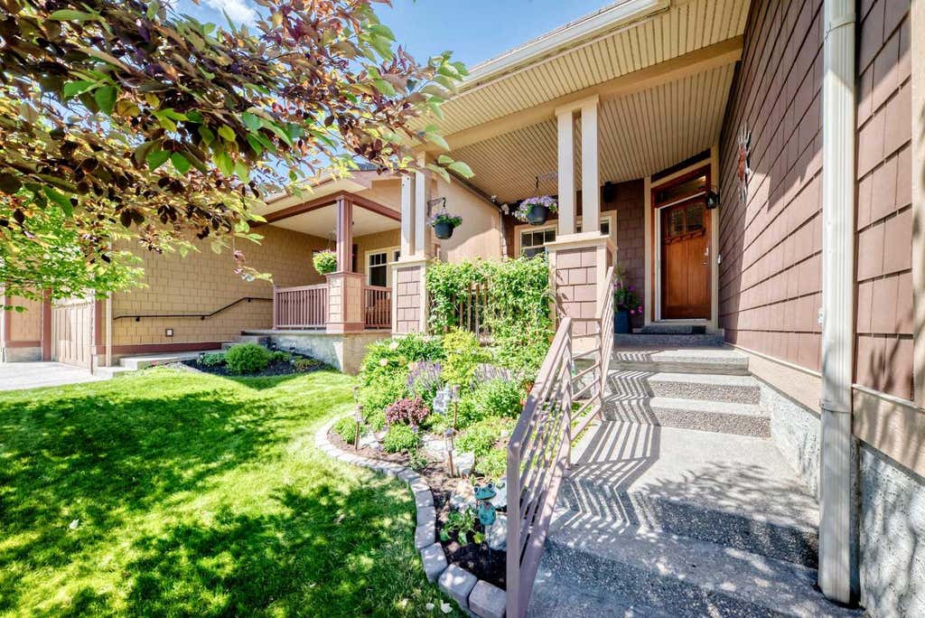 Photo of 253 Bridle Estates Road SW, Calgary, AB T2Y 0G1 (MLS # A2323339)