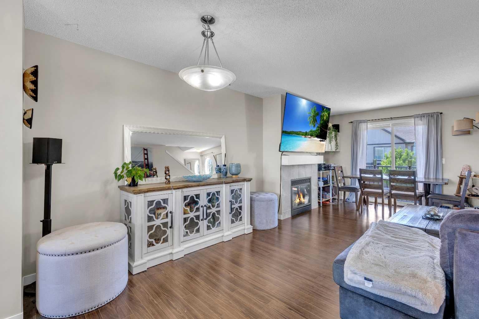 401 Copperpond Landing SE