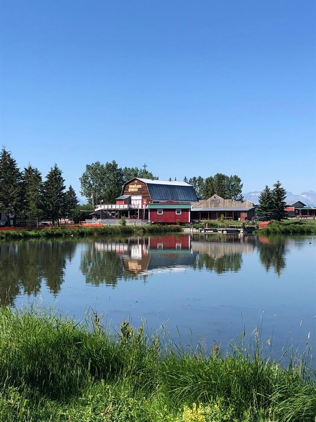 Photo of 45056 Range Road 275, Hill Spring, AB T0K 1E0 (MLS # A2000531)