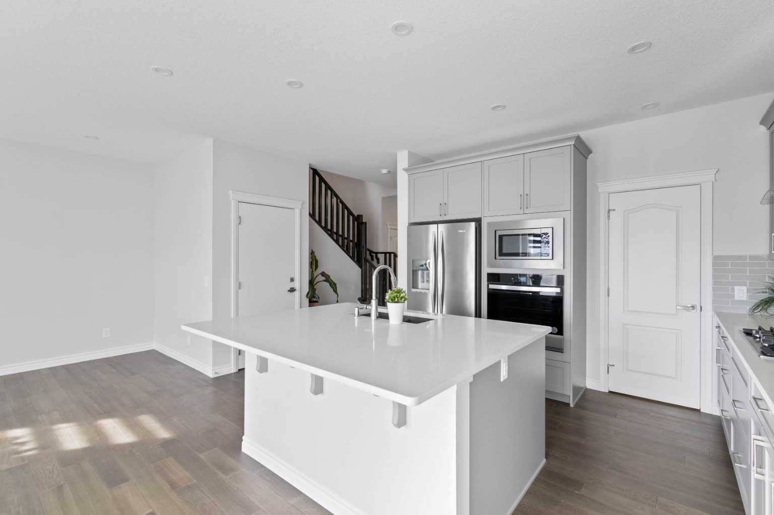 240 Seton Villas SE