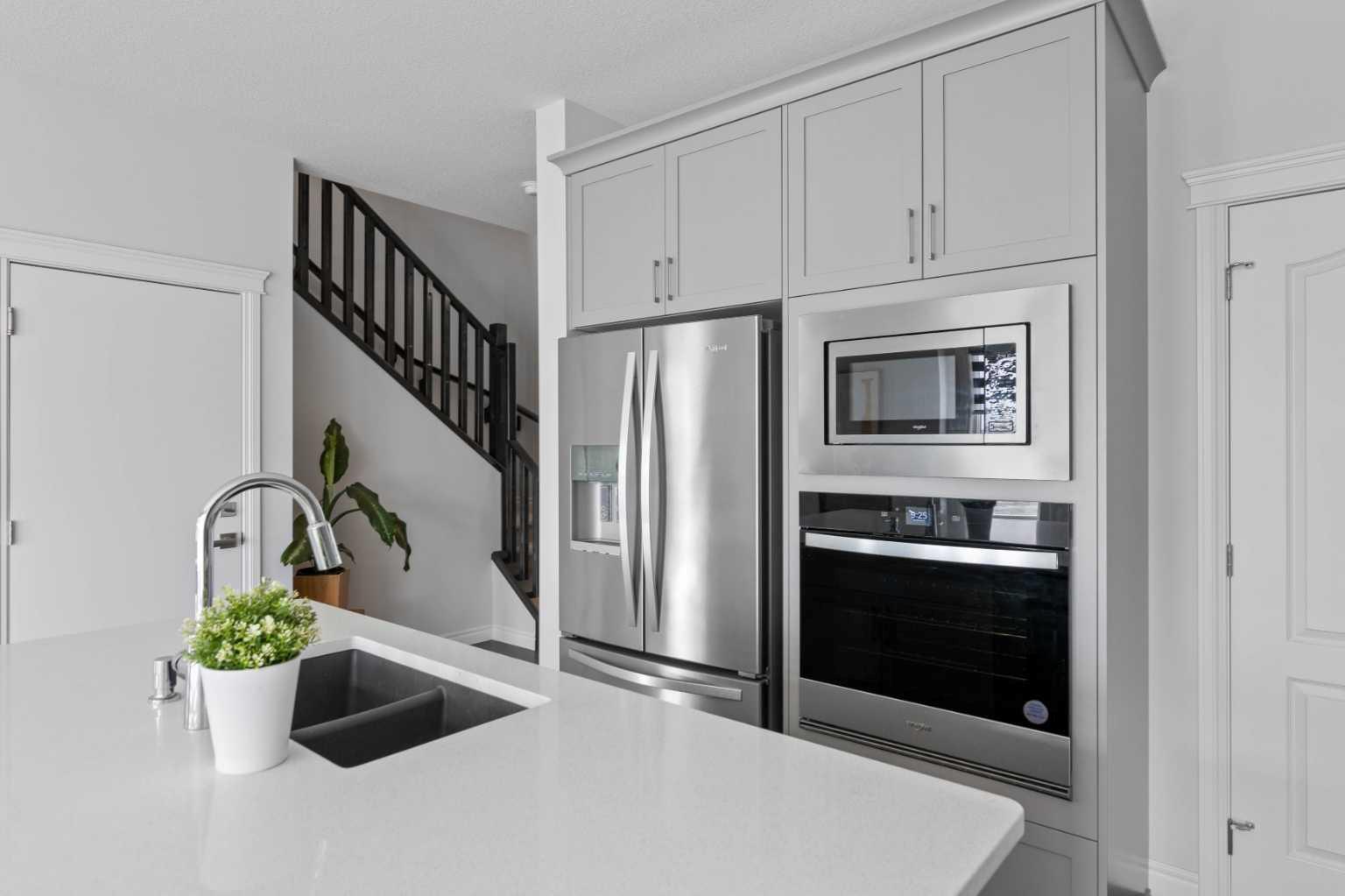 240 Seton Villas SE