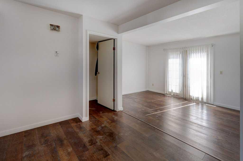 64 Whitnel Court NE 33