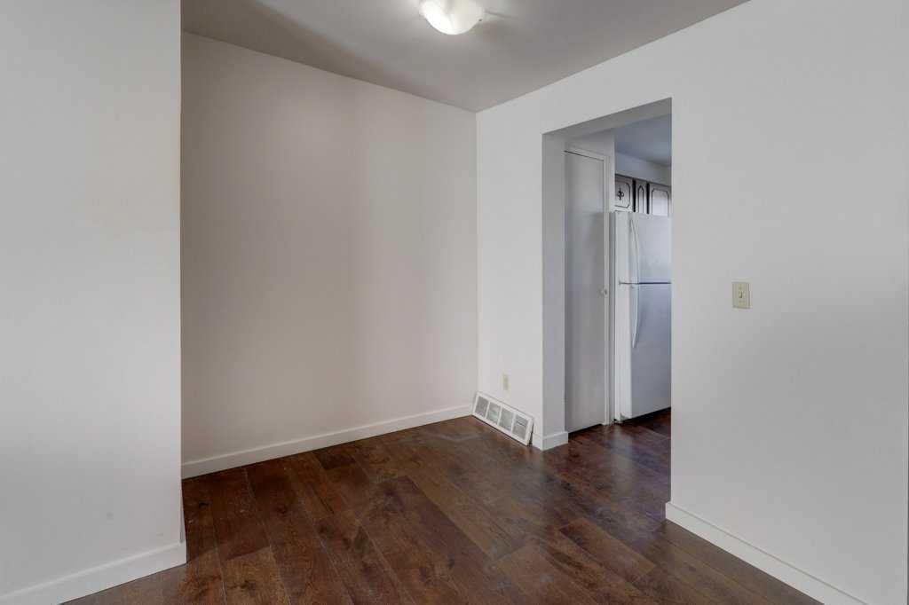 64 Whitnel Court NE 33