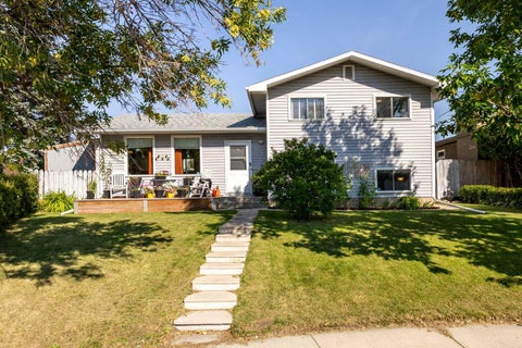 Photo of 204 Rundleridge Drive NE, Calgary, AB T1Y 2K4 (MLS # A2340723)
