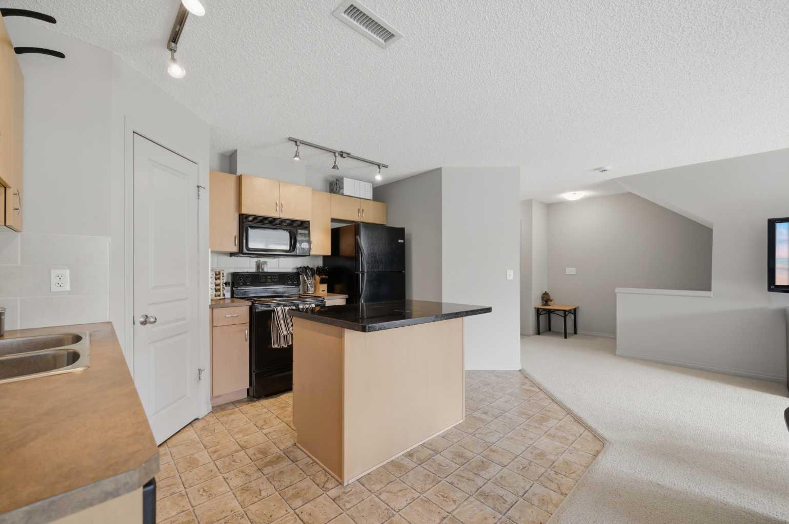 18 Auburn Bay Common SE
