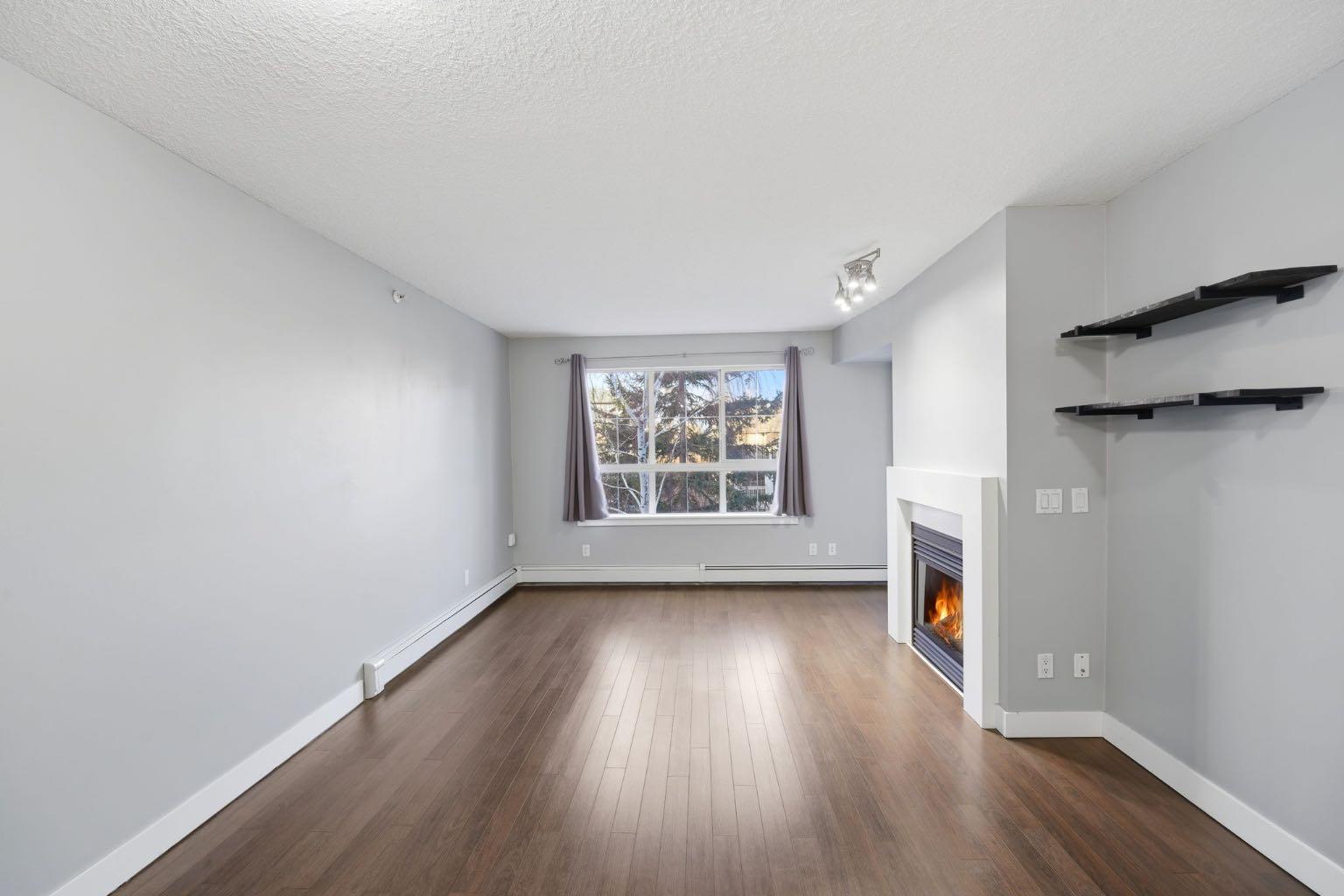 35 Richard Court SW 426