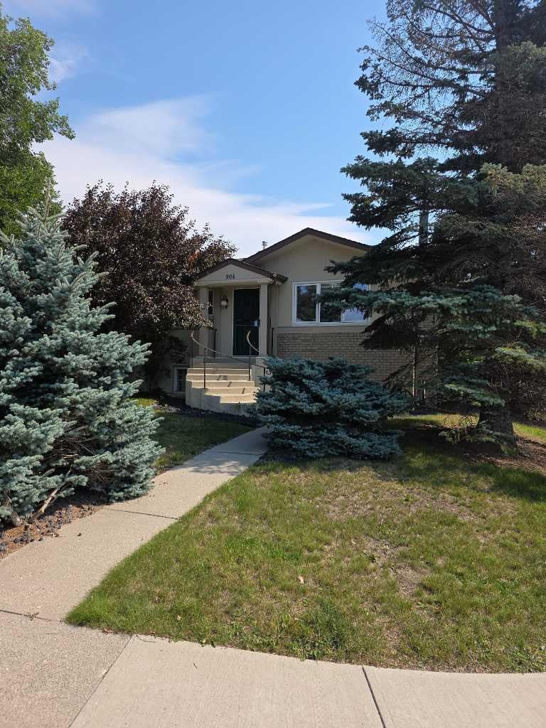 Photo of 3750 7 Avenue NW, Calgary, AB T2N 3B3 (MLS # A2340475)