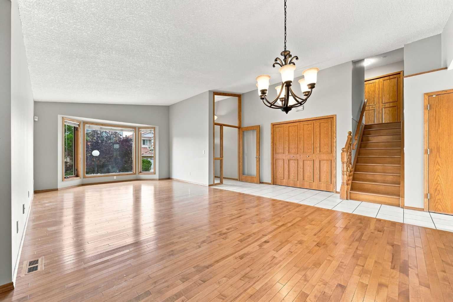 361 Santana Bay NW