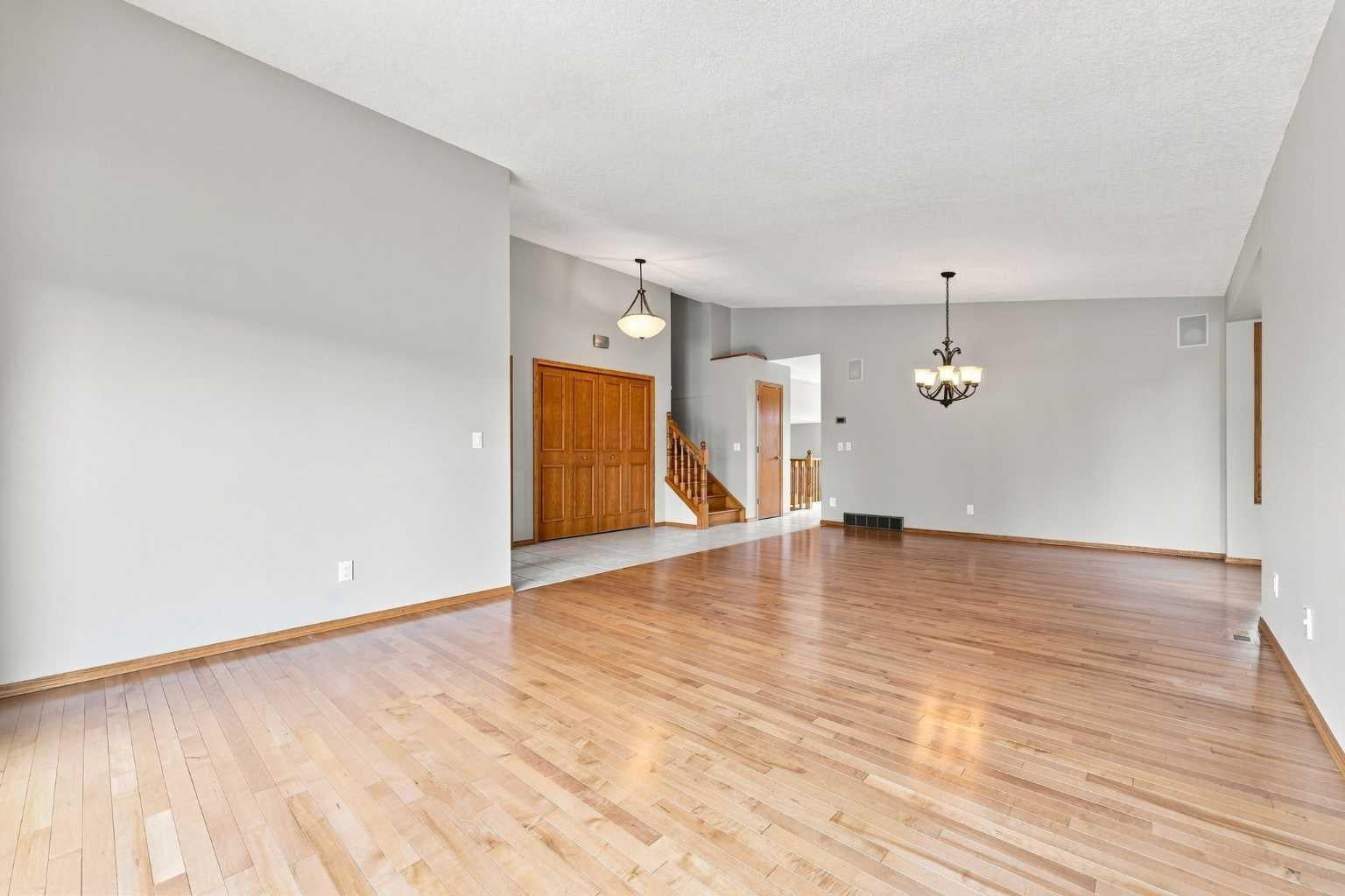 361 Santana Bay NW