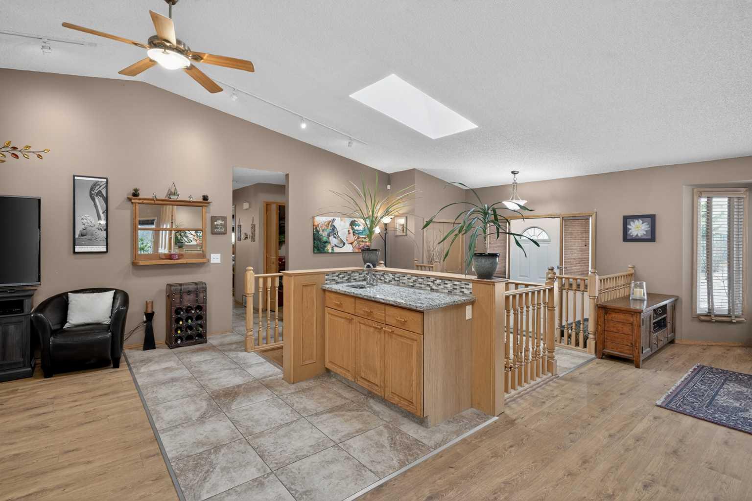 80 Deerbrook Road SE