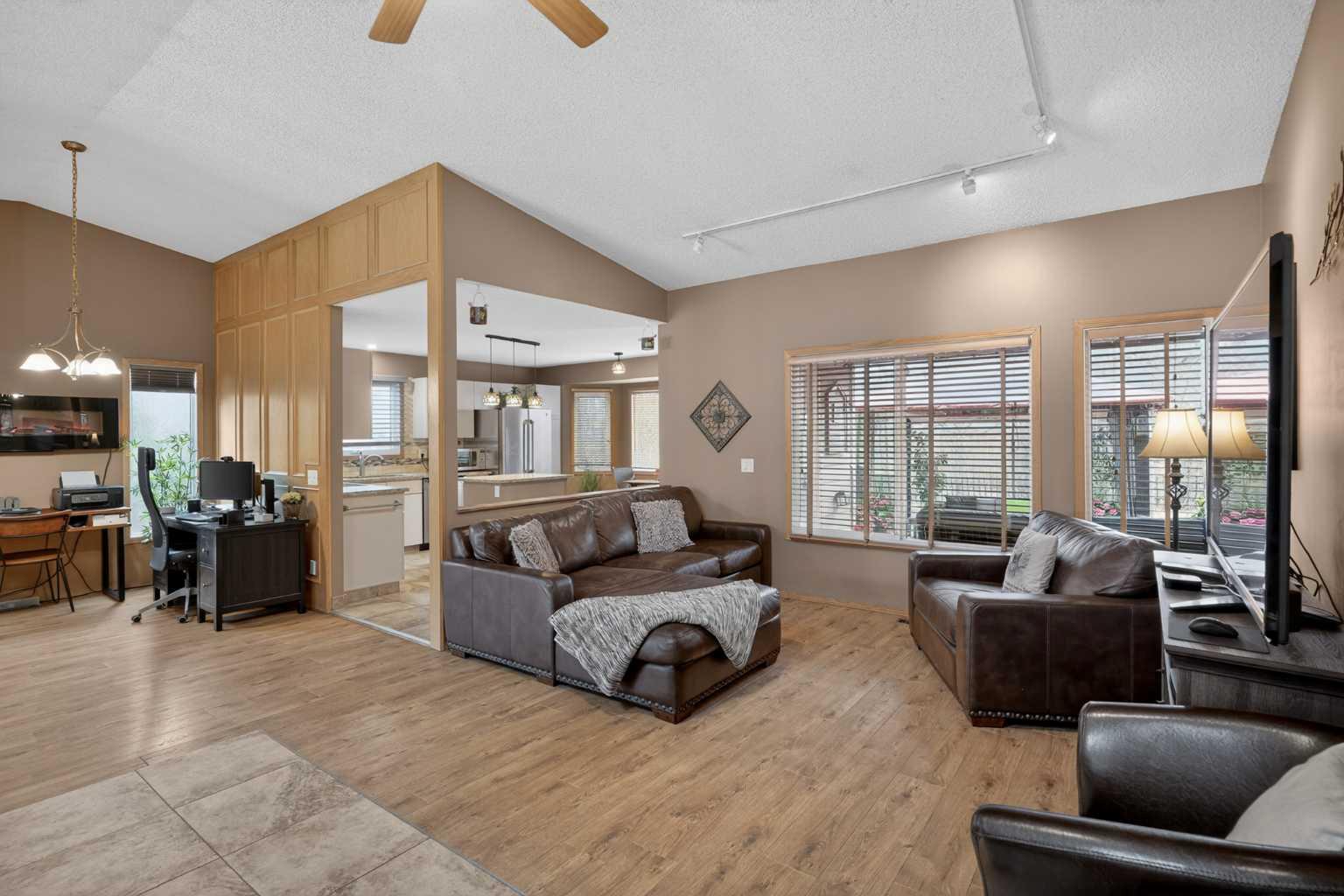 80 Deerbrook Road SE