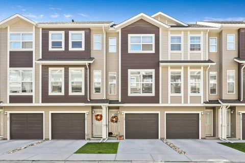 Photo of 18 Legacy Path SE, Calgary, AB T2X 4H9 (MLS # A2346326)