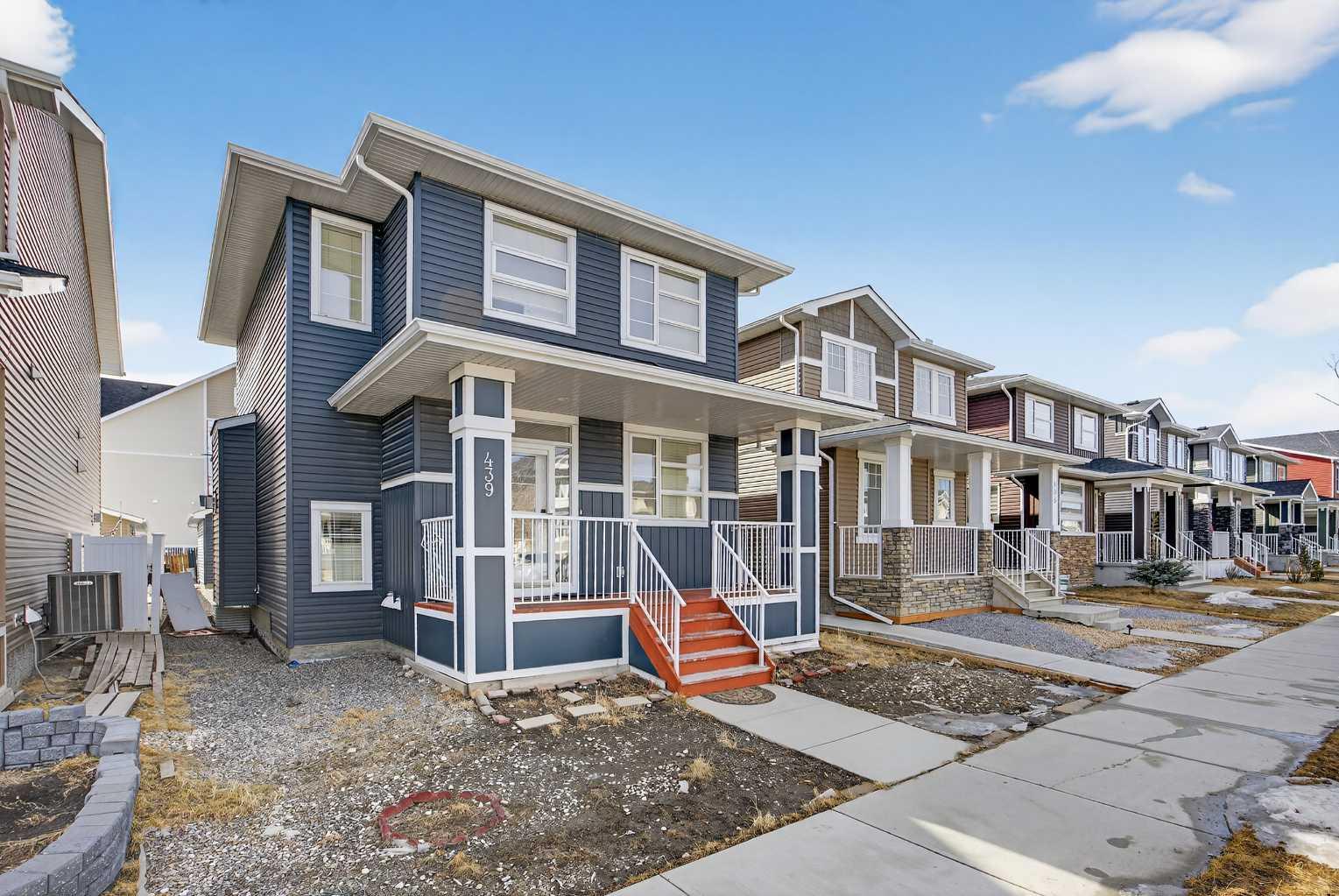 439 Redstone Drive NE