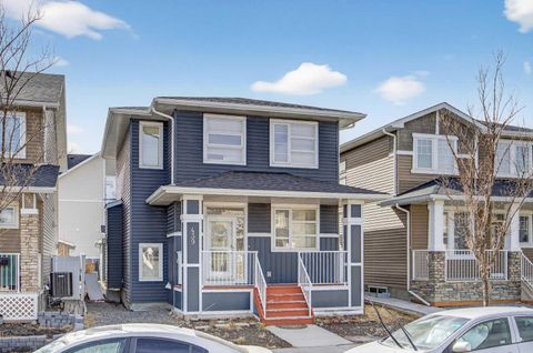 439 Redstone Drive NE Calgary AB T3N 0R1