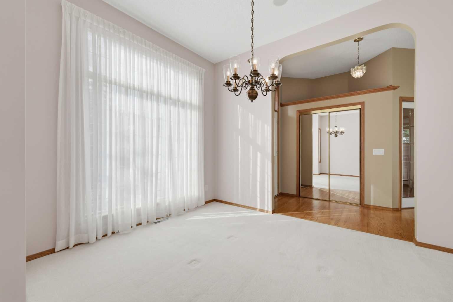 2 Eagleview Way