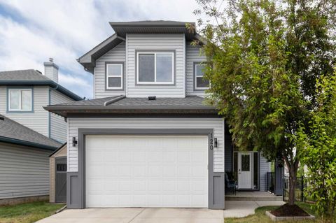Photo of 120 West Creek Close, Chestermere, AB T1X 1M2 (MLS # A2264919)