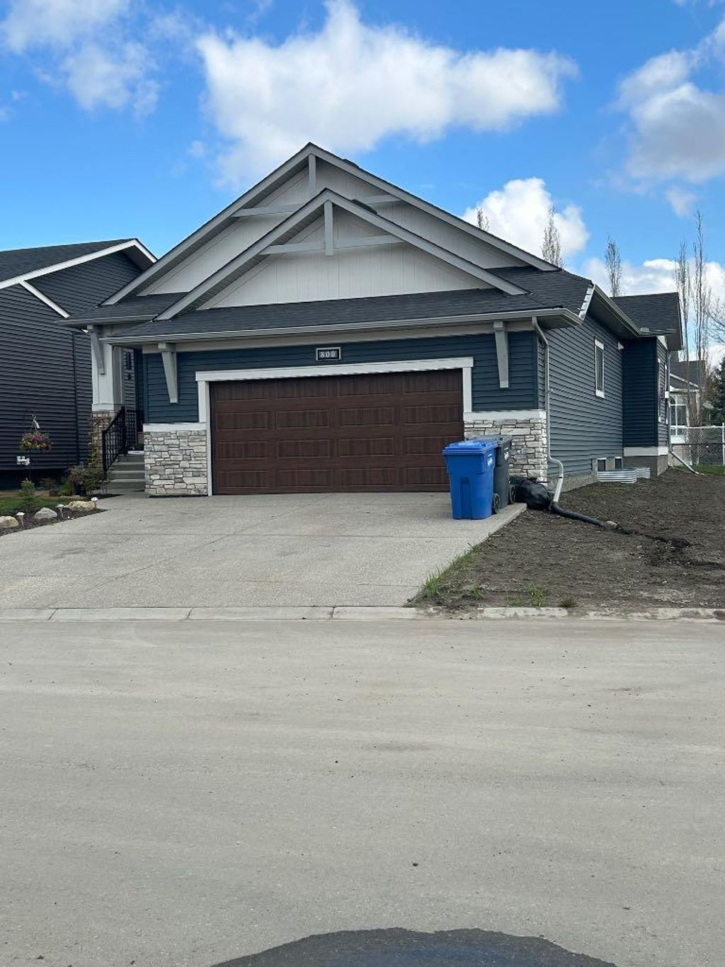 Photo of 800 Mandalay Link, Carstairs, AB T0M 0N0 (MLS # A2307016)