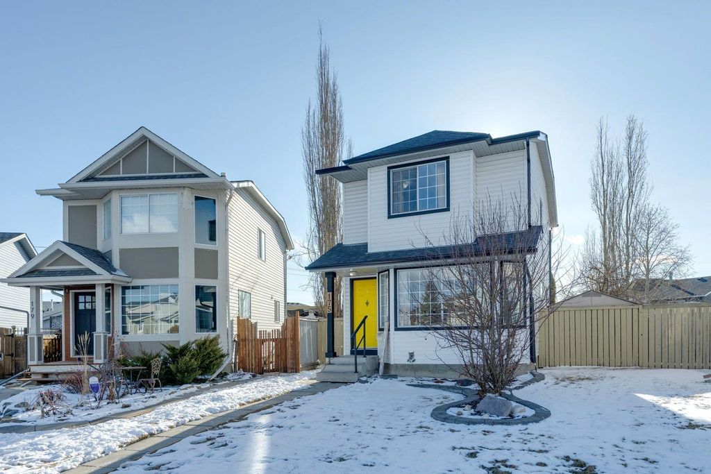 Photo of 175 Rivercrest Close SE, Calgary, AB T2H 4H3 (MLS # A2292960)