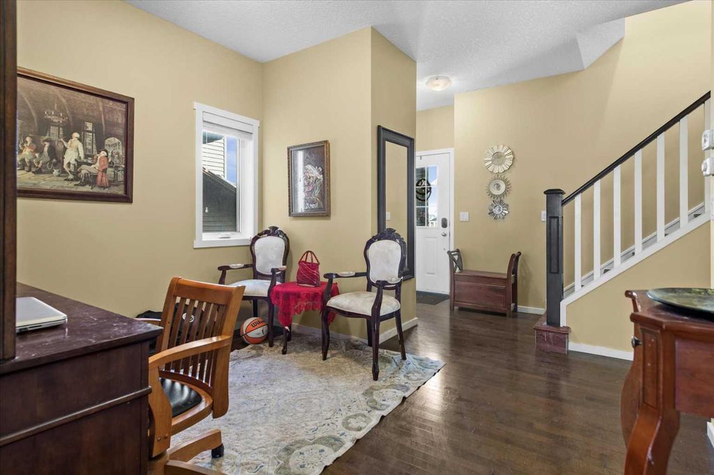 Photo of 15 Sage Berry Road NW, Calgary, AB T3R 0K8 (MLS # A2295866)