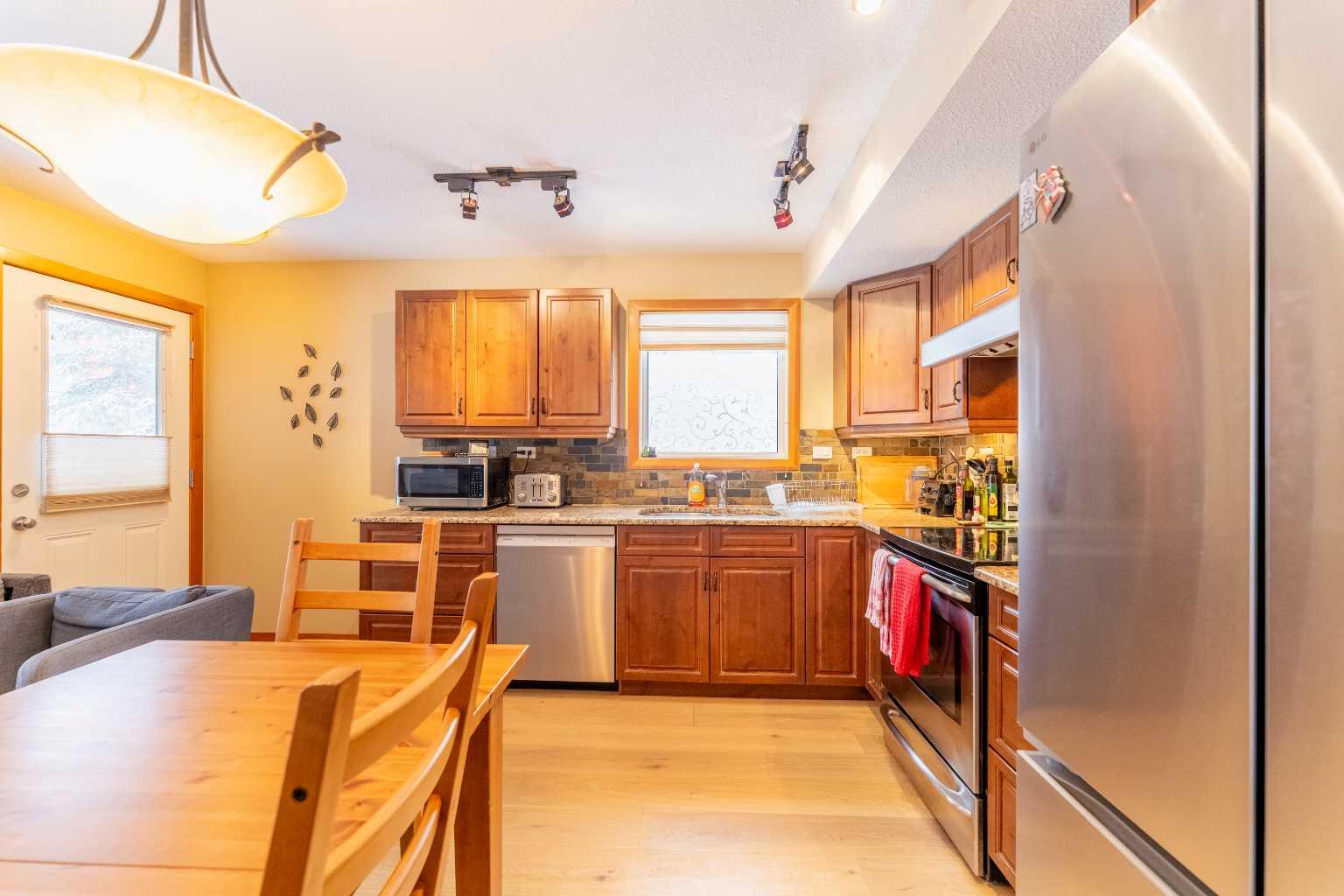100 Rundle Drive 24