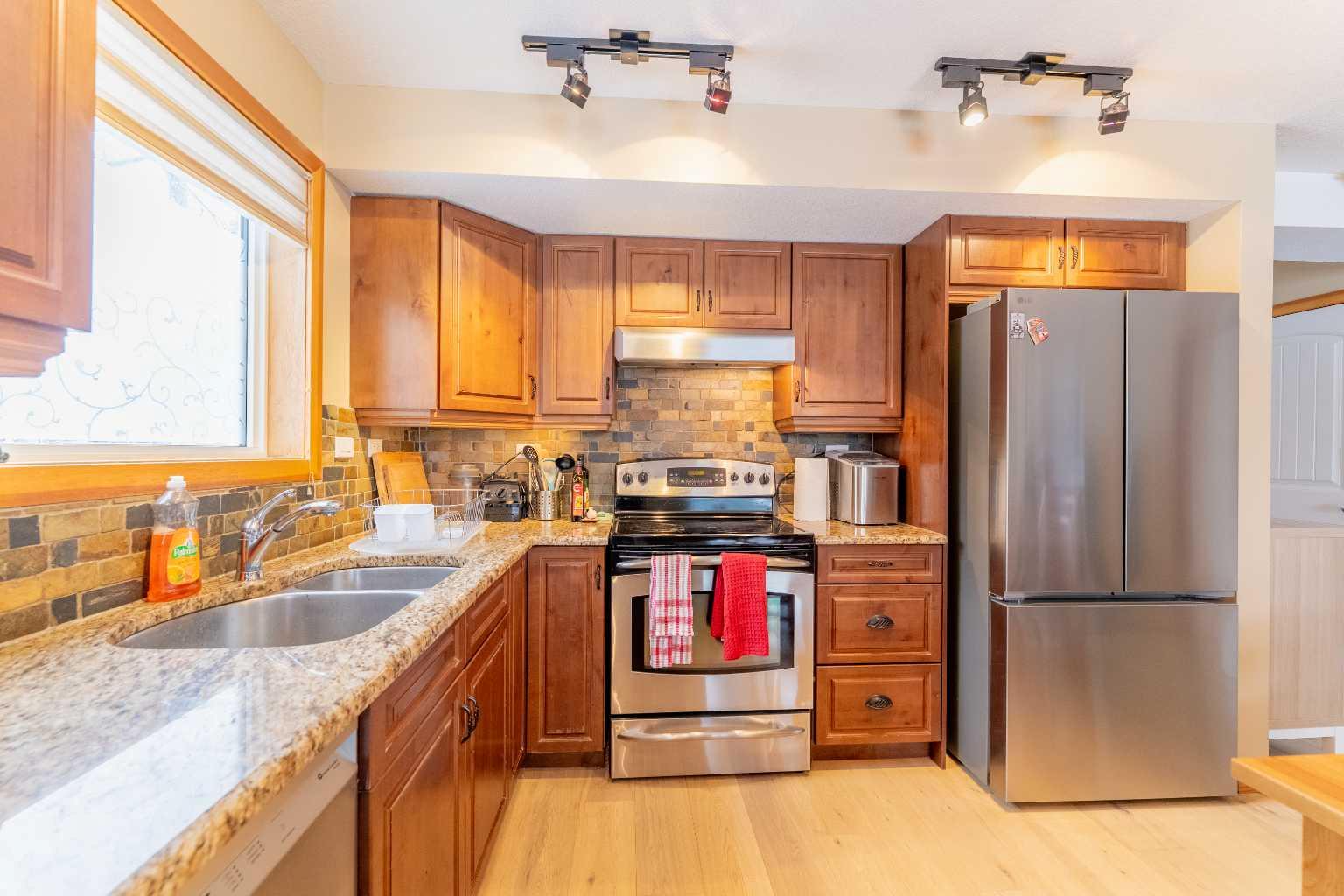 100 Rundle Drive 24