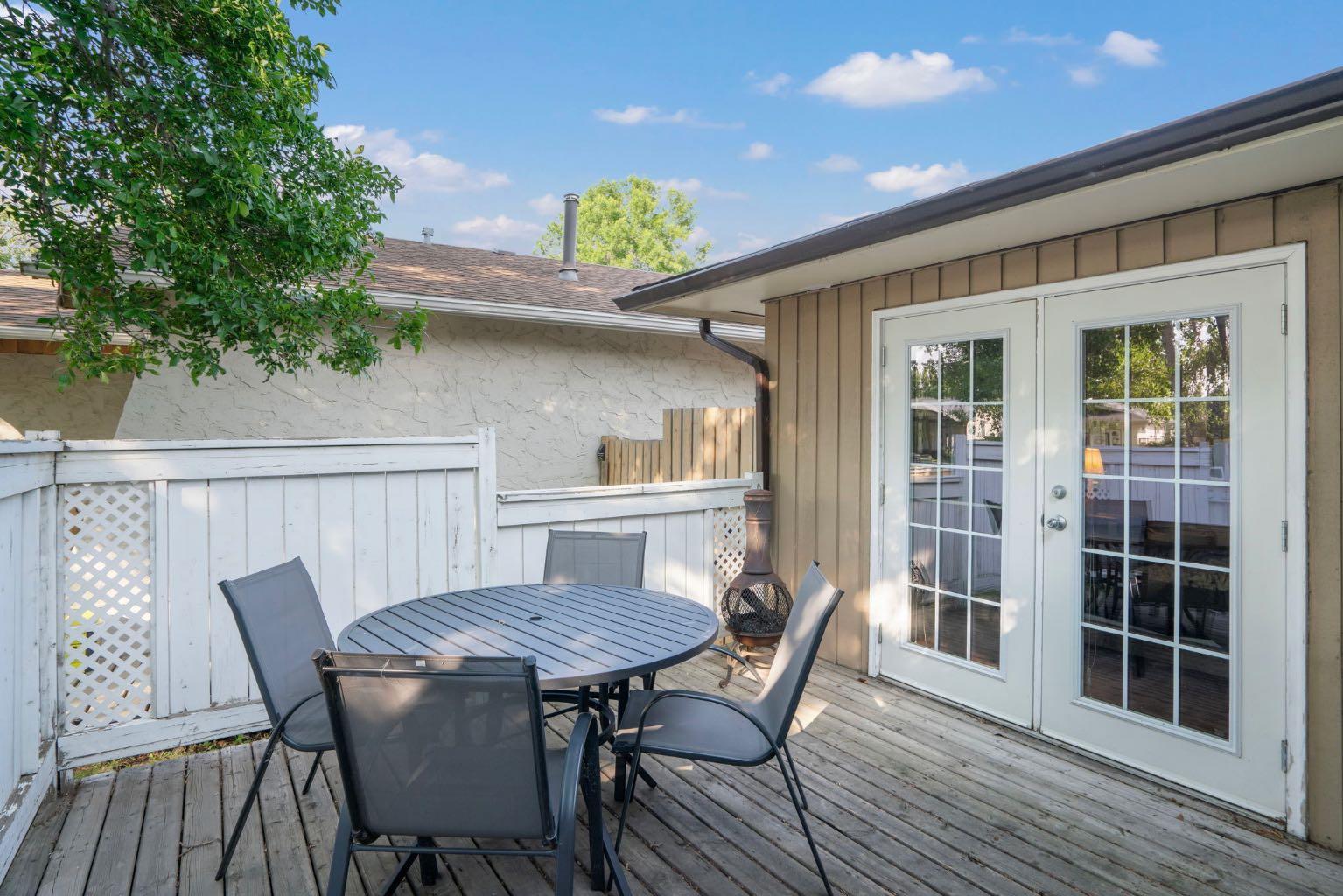 480 Midridge Drive SE
