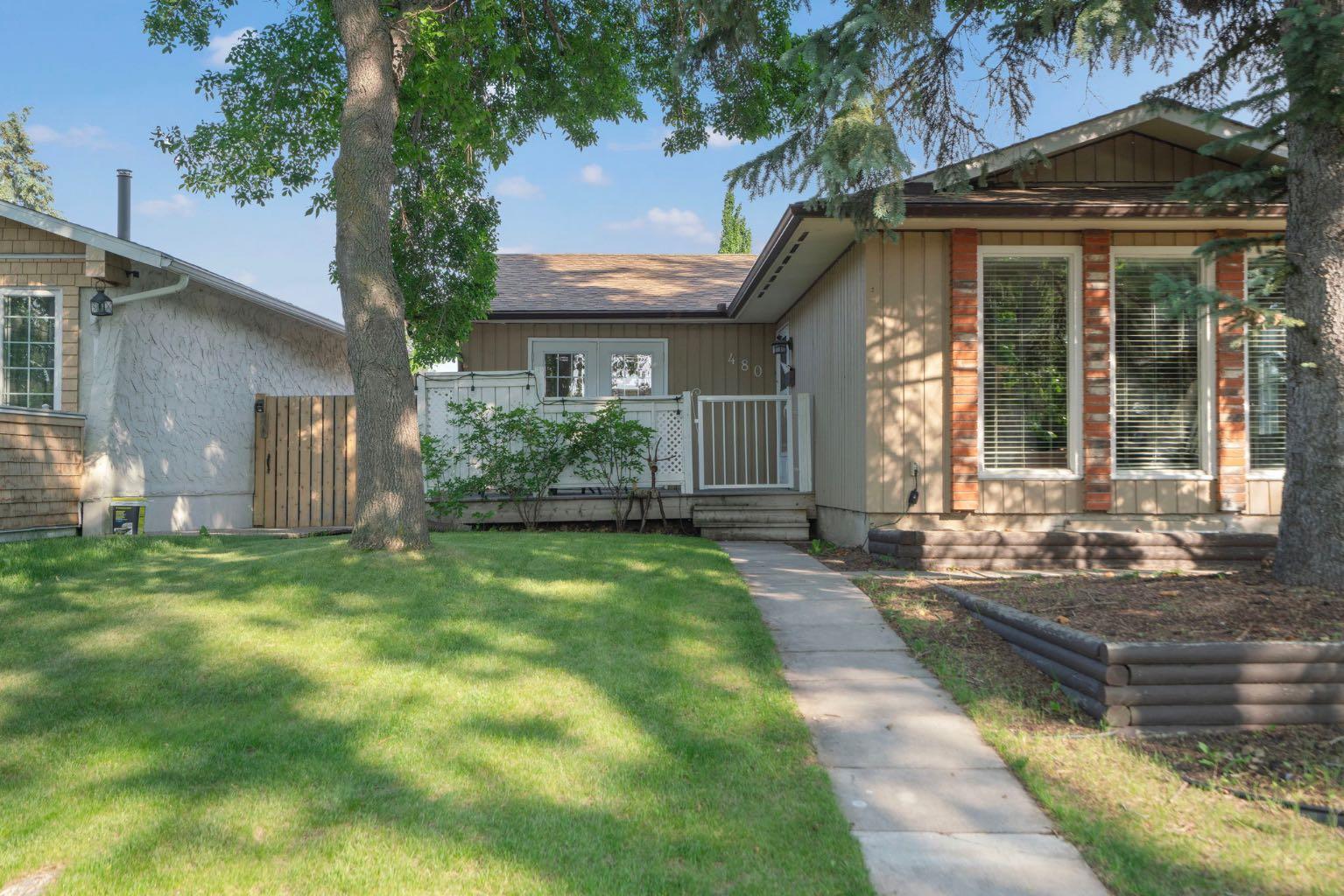 480 Midridge Drive SE