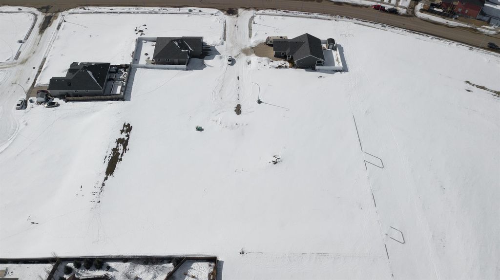 Photo of 7212 44 A Avenue Close, Camrose, AB T4V 5E2 (MLS # A2033587)