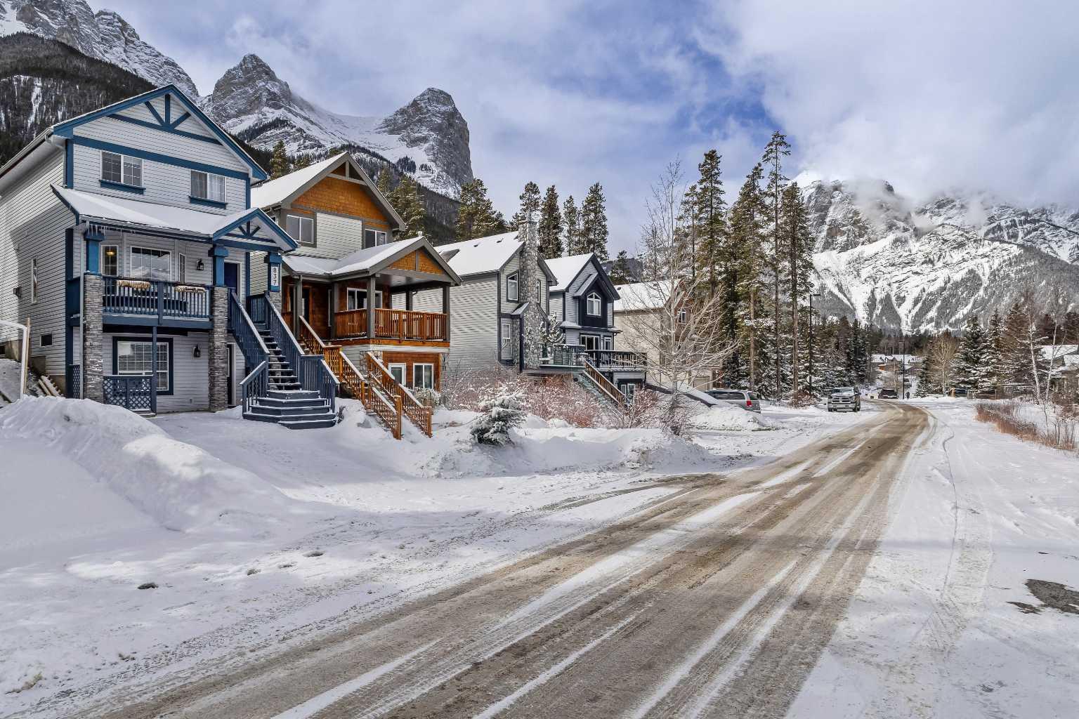 837 Lawrence Grassi Ridge