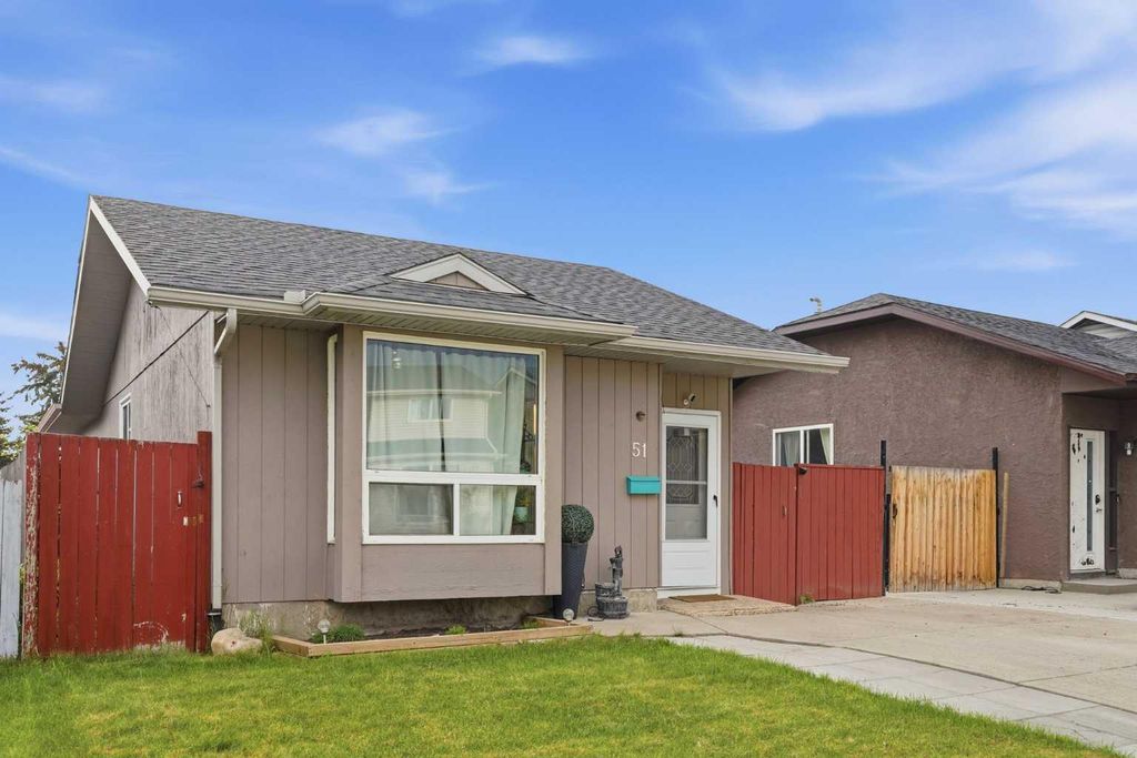 Photo of 51 Aberdare Way NE, Calgary, AB T2A 6T6 (MLS # A2314254)