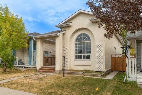 134 Laguna Circle NE Calgary AB T1Y 6W3