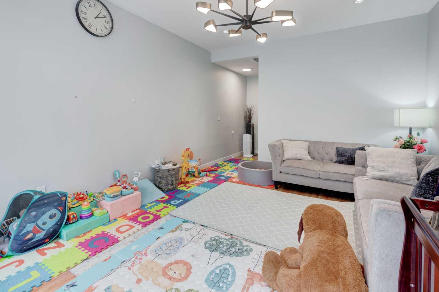 408 27 Avenue NE 107