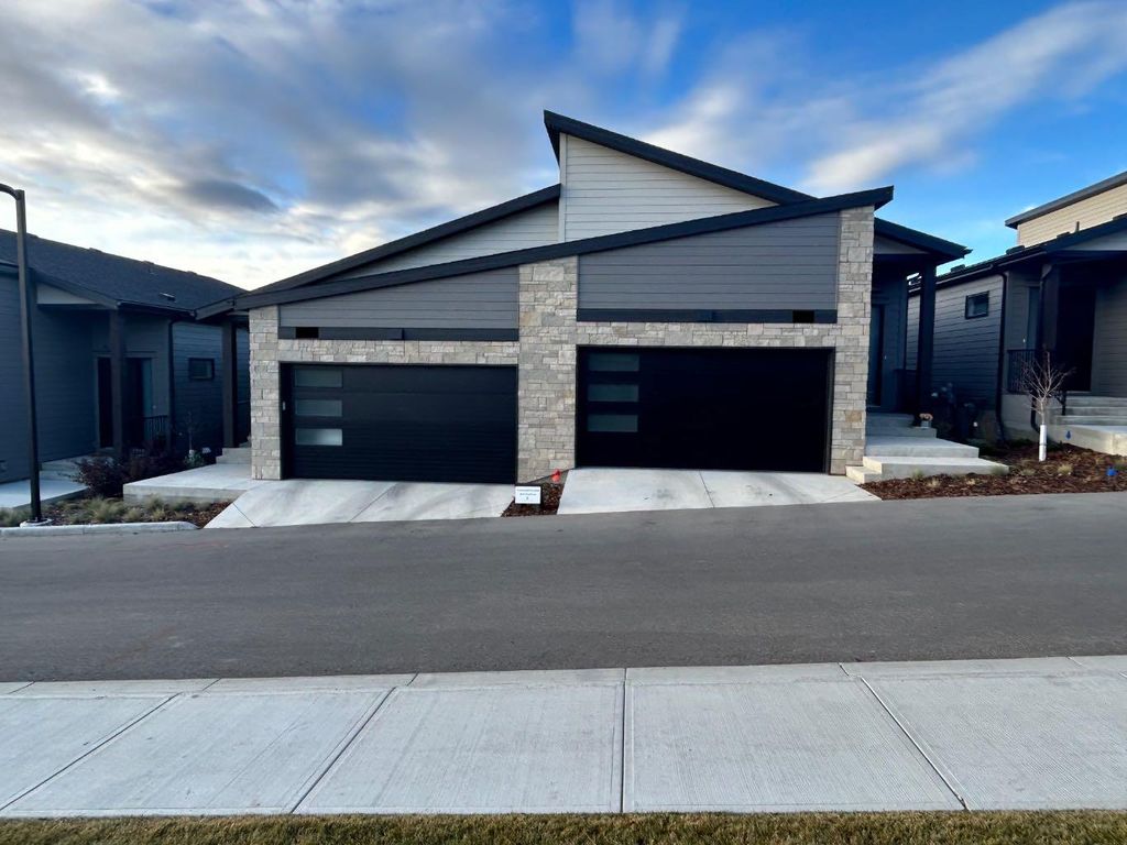 Photo of 31 Royal Birch Cove NW, Calgary, AB T3G 5P9 (MLS # A2270196)