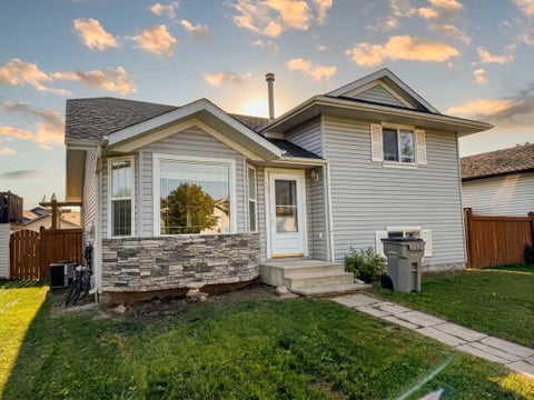 Photo of 108 Pinnacle Boulevard, Grande Prairie, AB T8W 2V7 (MLS # A2341627)