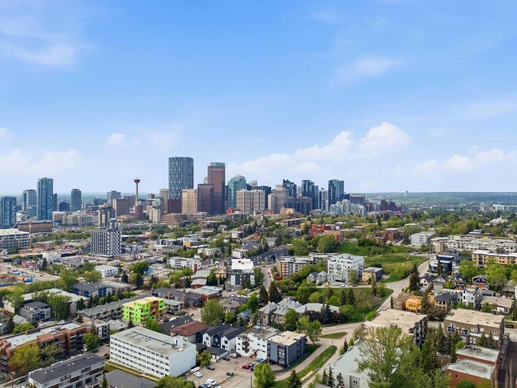 Photo of 532 5 Avenue NE #305, Calgary, AB T2E 0L2 (MLS # A2352295)