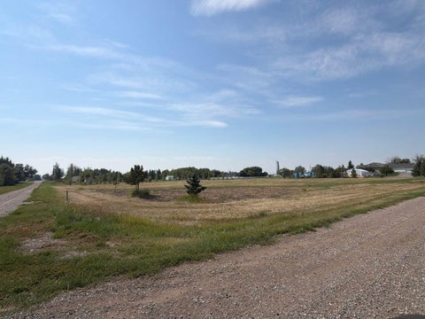 Photo of Lot 8 2 Avenue NW, Glenwood, AB T0K 2R0 (MLS # A2338994)