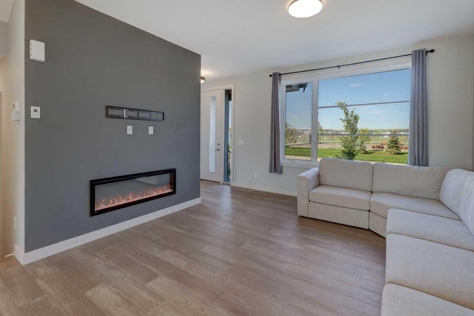 1050 Cobblestone Boulevard SW