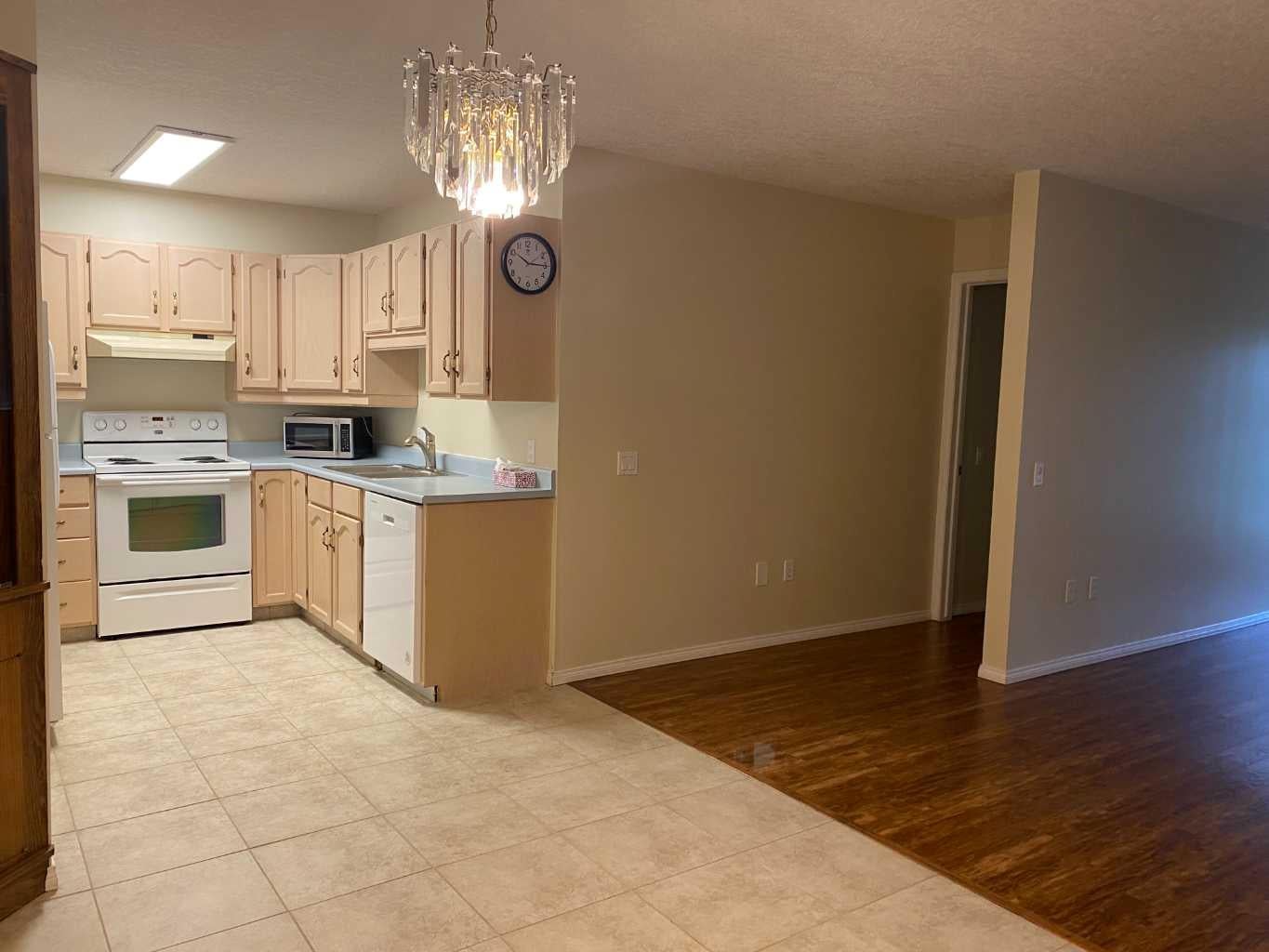 1818 Simcoe Boulevard SW 1118