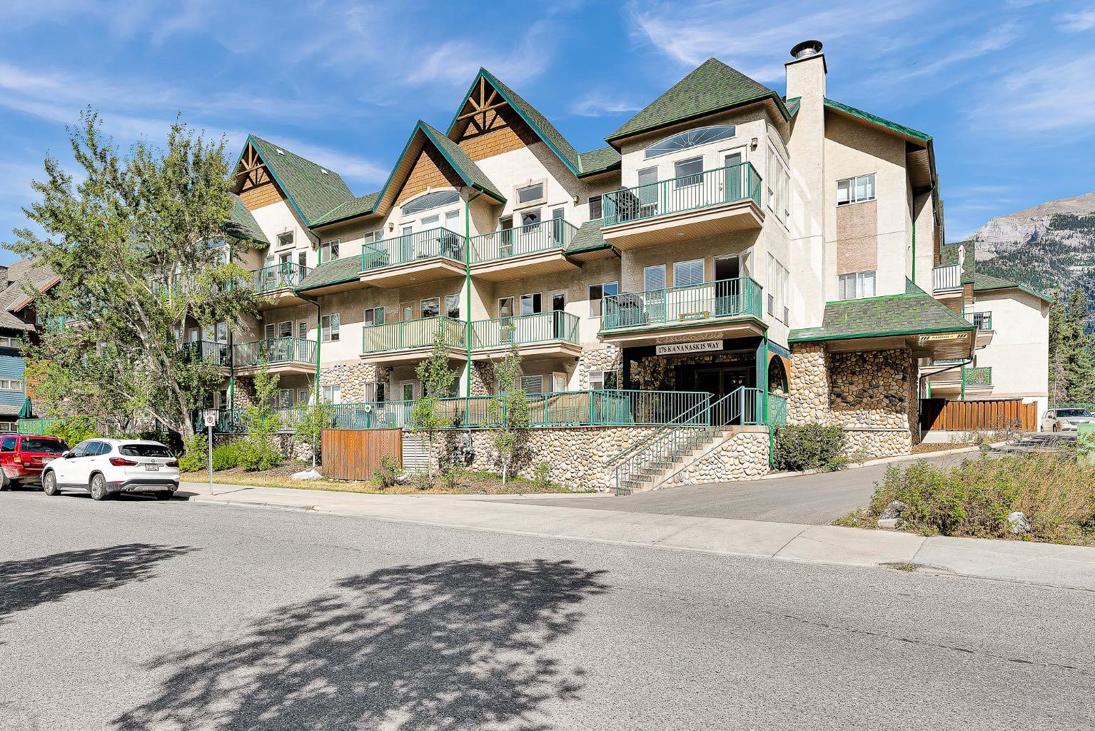176 Kananaskis Way 201
