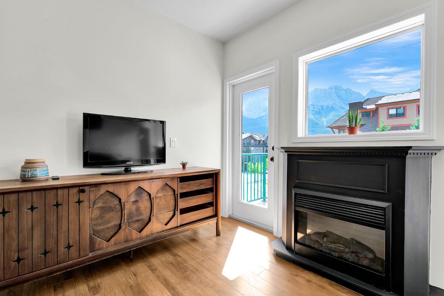 176 Kananaskis Way 201