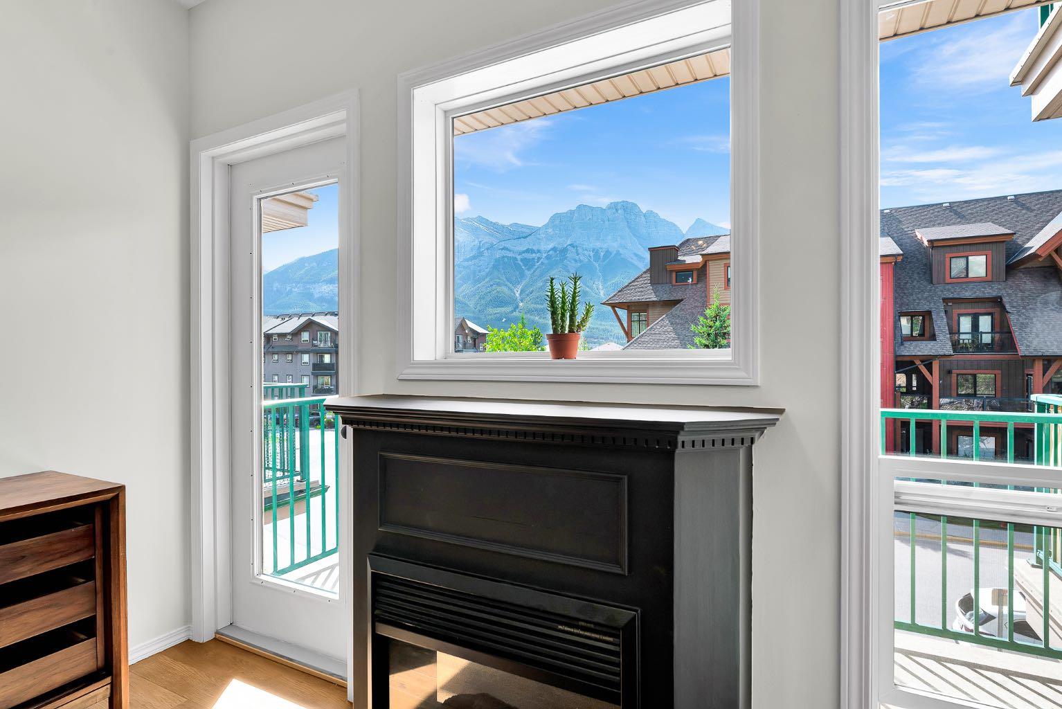 176 Kananaskis Way 201